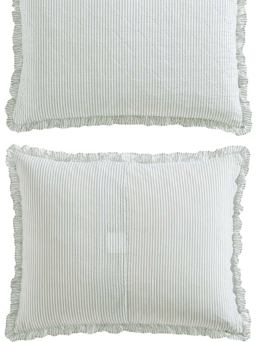 Laura Ashley - Twin Quilt Set, for Everyday Home Use, Soft Comfortable Design